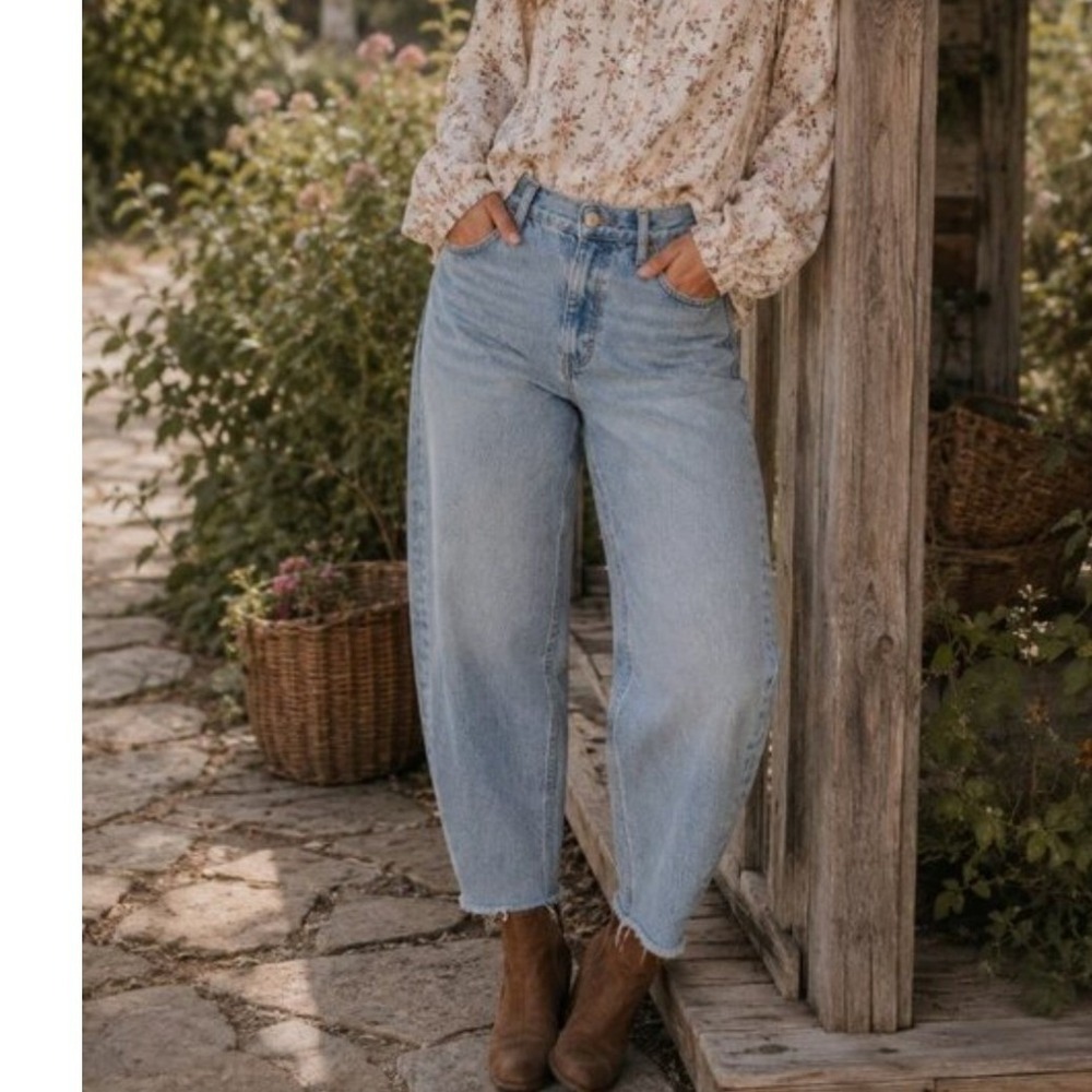 Driftwood Parker High Rise Barrel Leg Jeans Light Wash Raw Hem 25